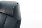Komfortables AKARI Sofa von EXTRAFORM mit schützender Ohrenform und hoher Lehne