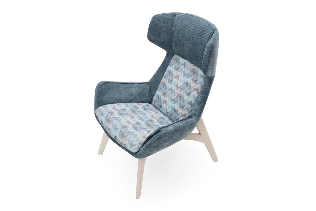 Stilvoller Designer Sessel mit geschwungener Form