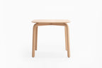 Vorderansicht des Esstischs 90x90x75cm in Eiche Natur