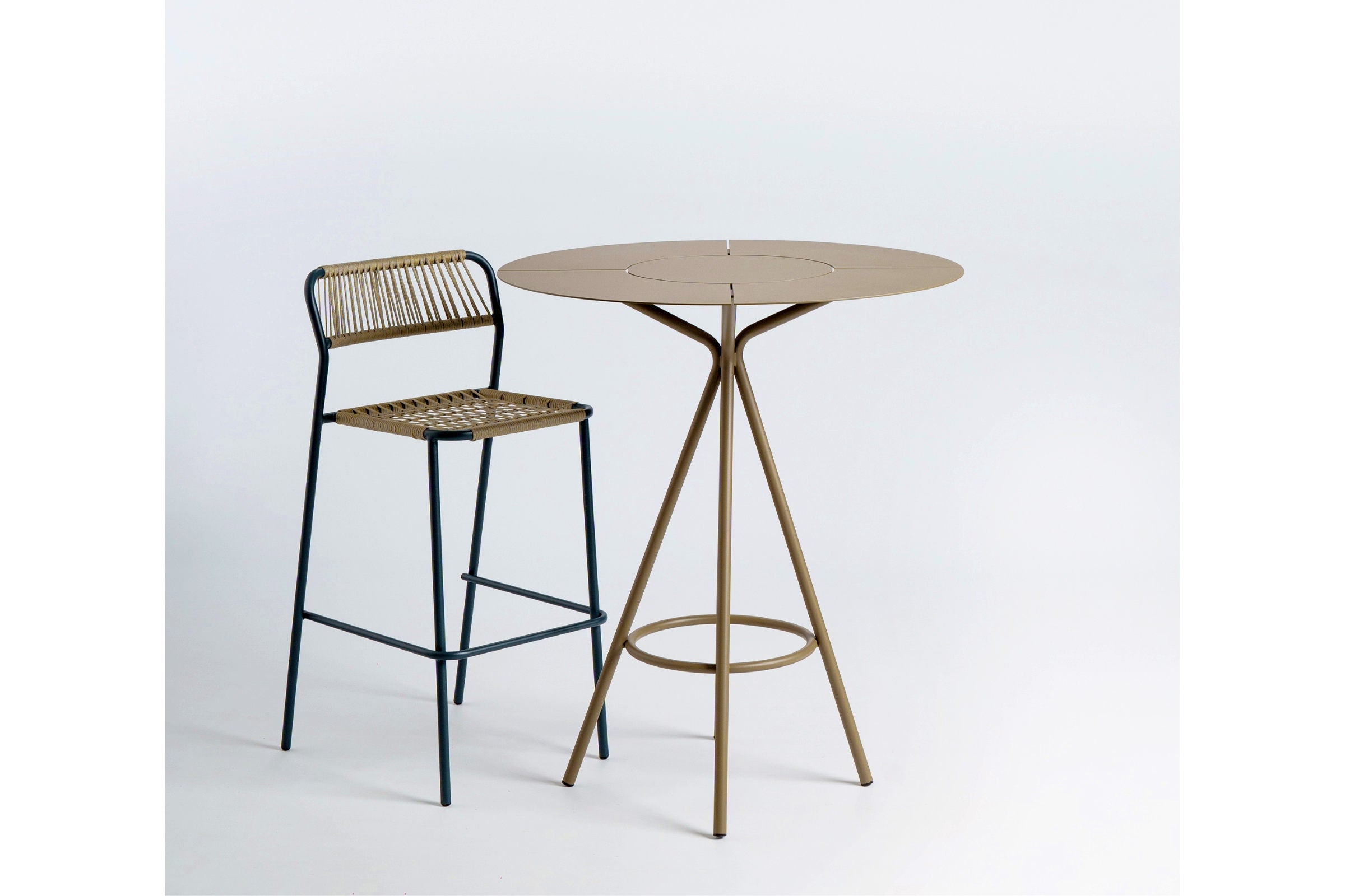 BIANCA Bartisch Outdoor mit Barhocker Kombination Terrasse Gastronomie