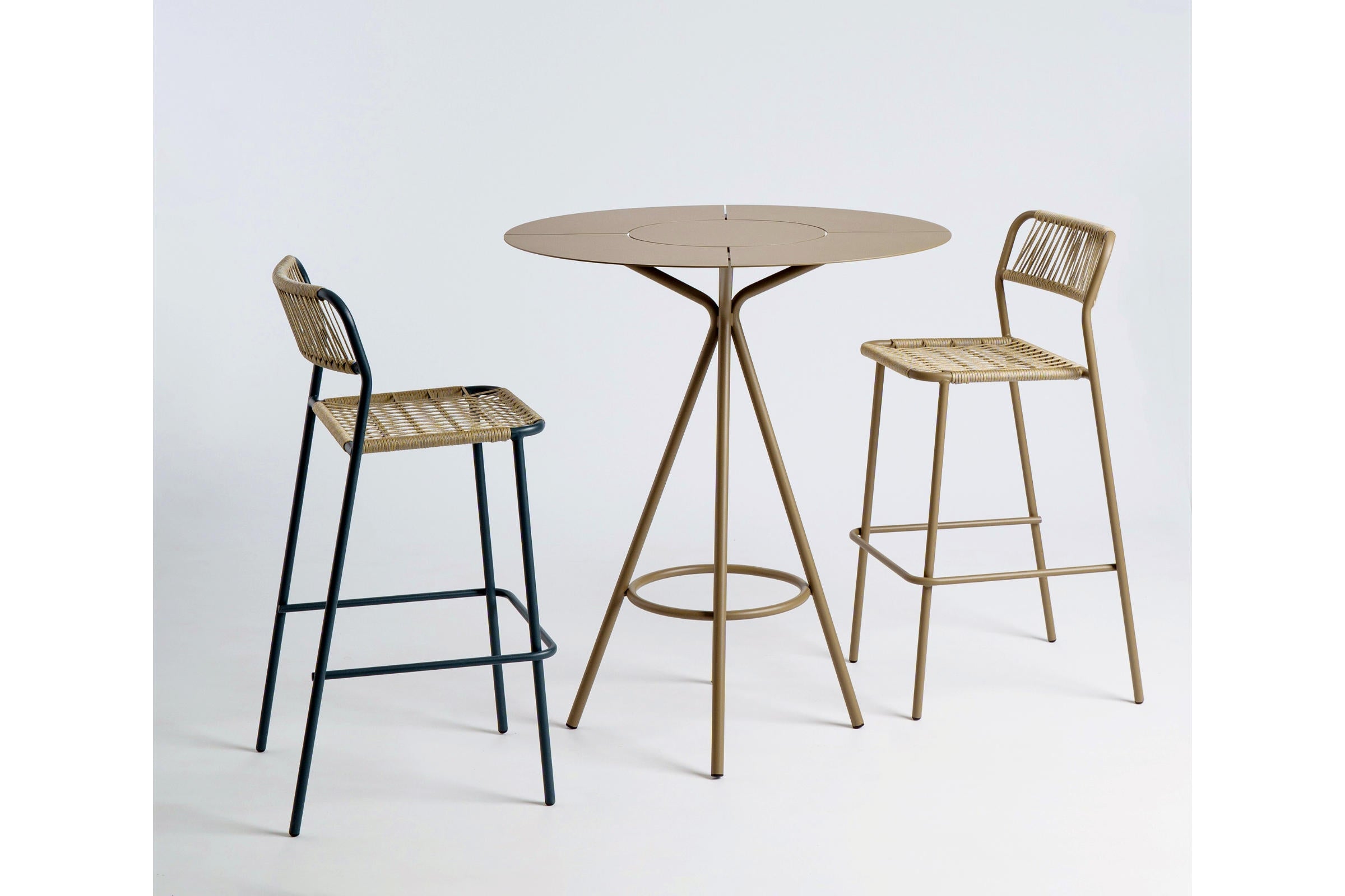 BIANCA Outdoor Bartisch Set mit zwei Barstühlen modernes Design