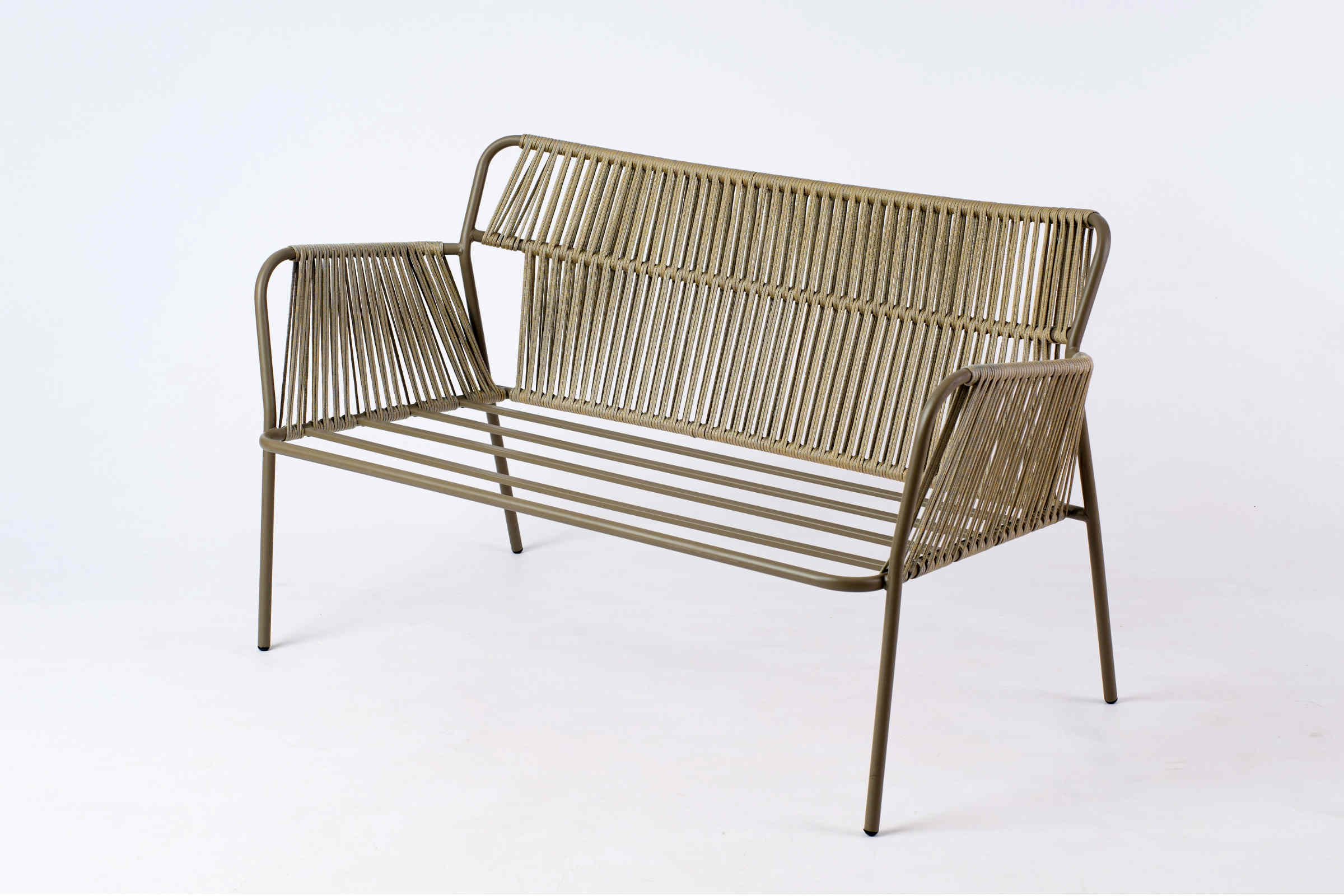 BIANCA plus Gartensofa ohne Kissen Metallstruktur