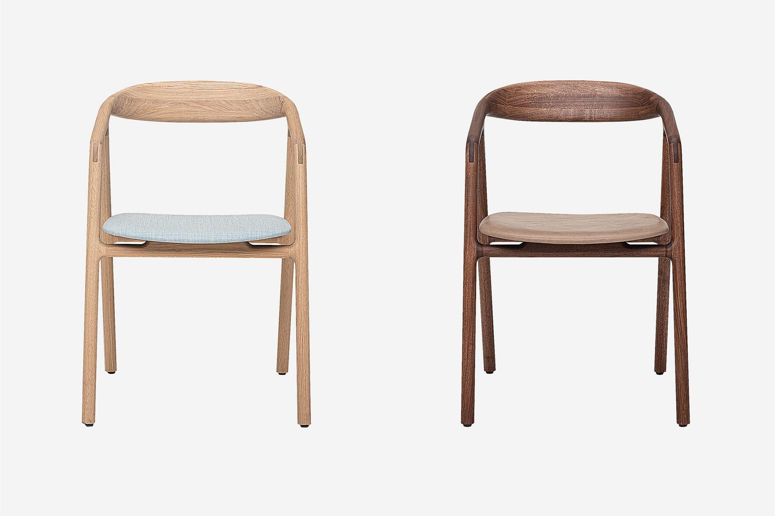 Eiche geschliffen blau lackiert