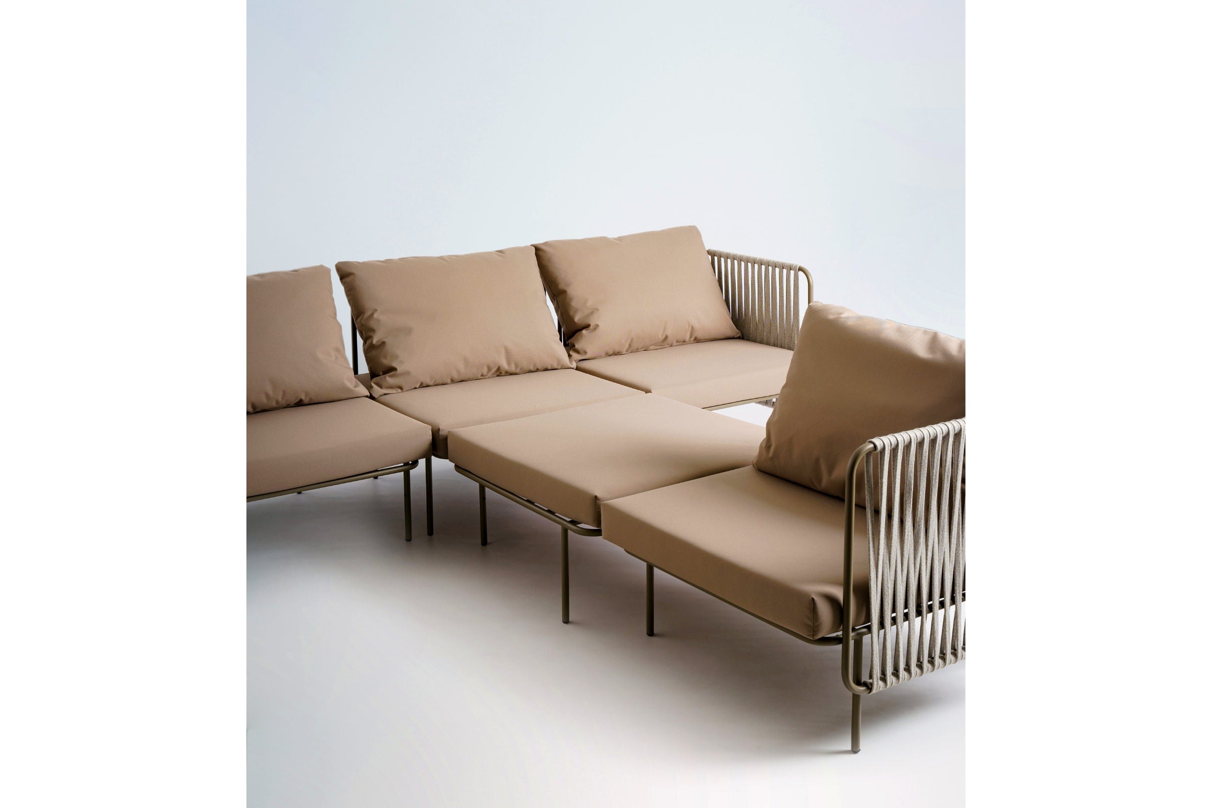 COMBO modulare Sofa Kombination erweitert – flexible Gestaltung