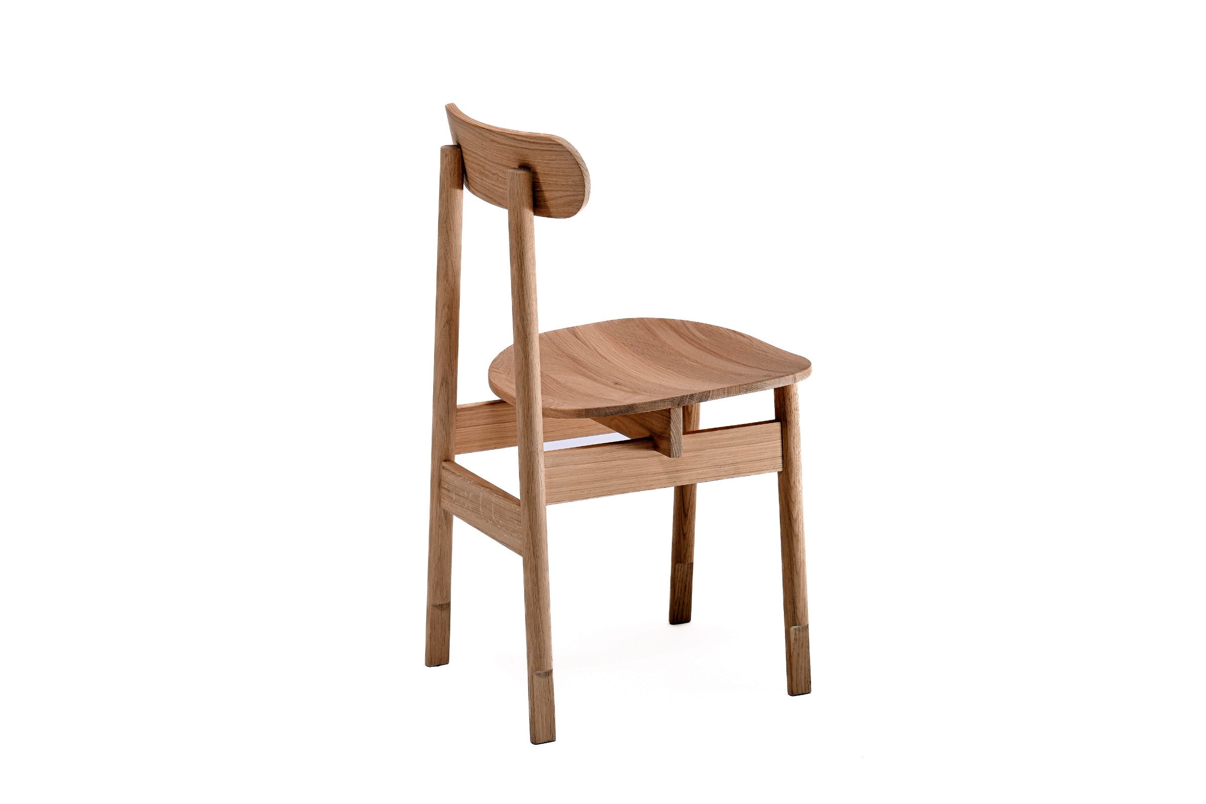 Schräghinteransicht des Stuhls
