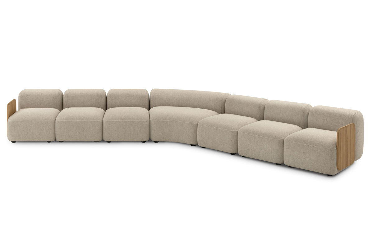 Designer Modular Sofa als große gebogene Sitzlandschaft mit Holzarmlehnen
