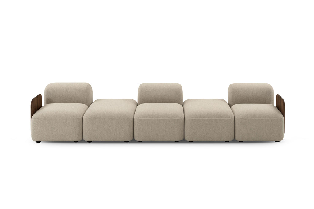 Designer Modular Sofa mit Eckanordnung und zusätzlichem Hocker