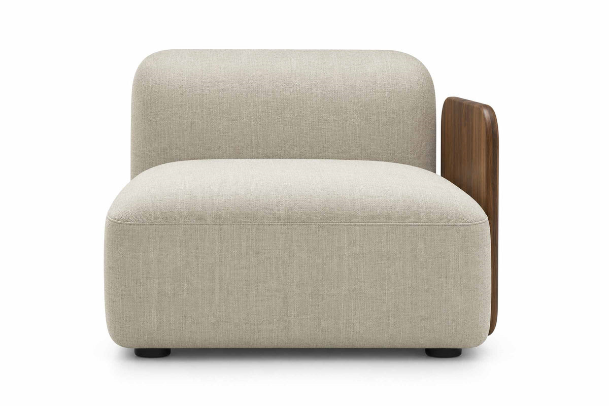 DOLMEN Designer Sessel mit dunklem Holzelement rechts und weich gepolsterter Sitzfläche