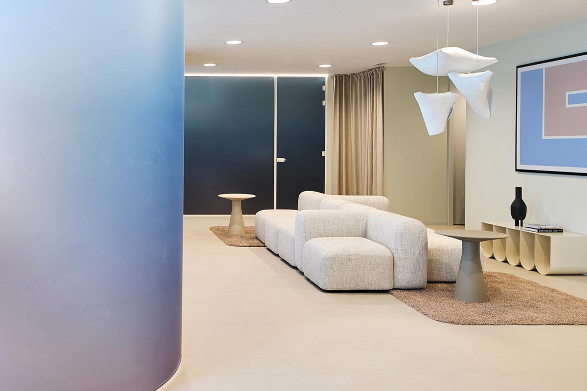 DOLMEN ISLAND Designer Modular Sofa als offene Sitzlandschaft im Wohnraum