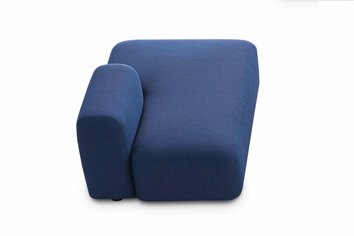 DOLMEN ISLAND Designer Modular Sofa Seitenelement mit Armlehne links in blauem Stoff