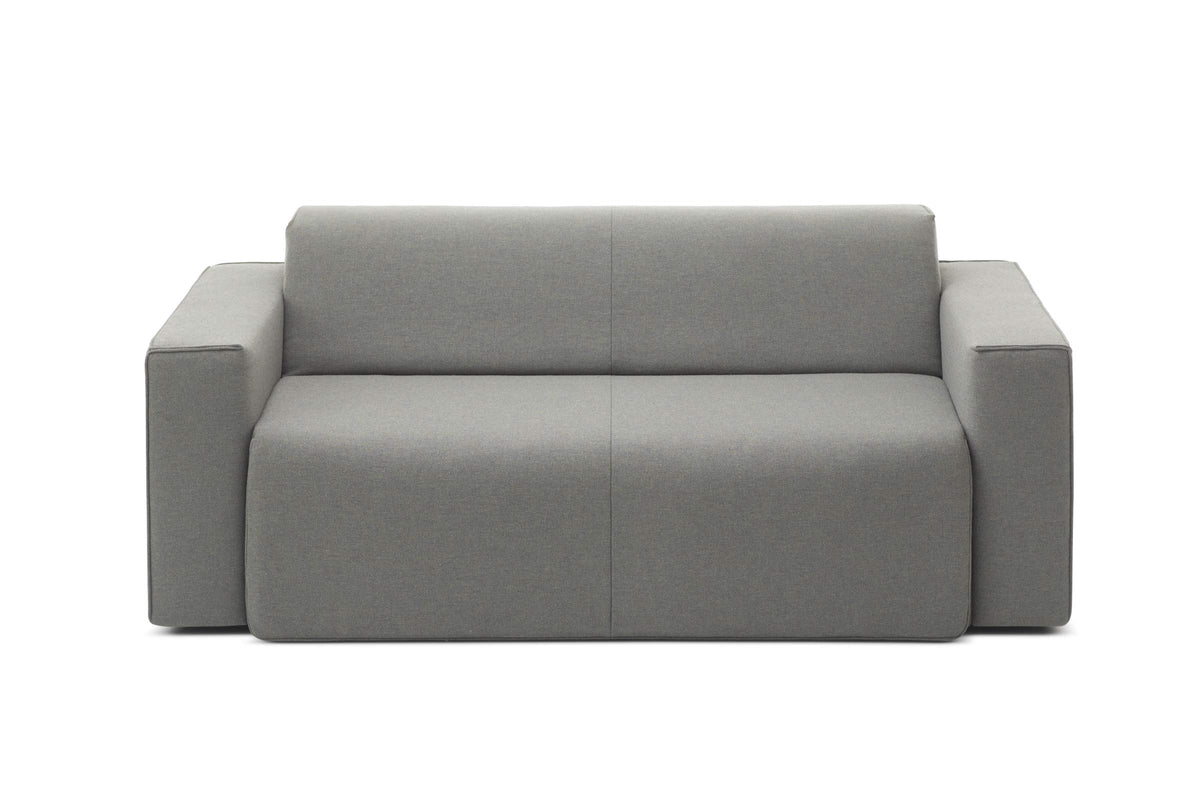 HIPPO Designer 2-Sitzer Schlafsofa von EXTRAFORM in grauem Stoff in Frontansicht