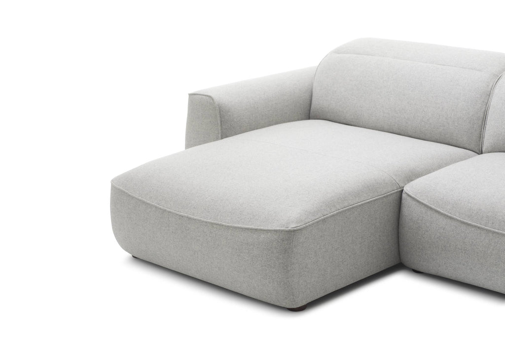 Detailansicht der Chaiselongue mit weicher Polsterung