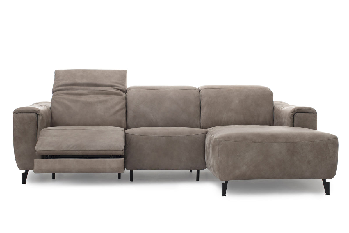 JOY Designer Relax Sofa mit Chaiselongue von EXTRAFORM mit ausgefahrener Relaxfunktion