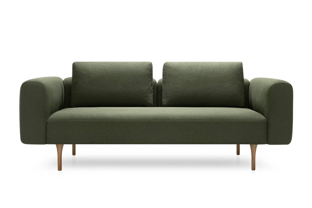 KUBIK Designer Sofa von Volumen in Grün mit Holzfüßen