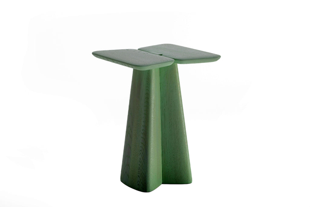 LEPIDA Designer Beistelltisch von Woak – Schrägansicht rechts