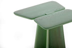 Skulpturaler Beistelltisch in grün