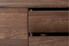 Weiche Kanten und natürliche Holzmaserung des Hängesideboards