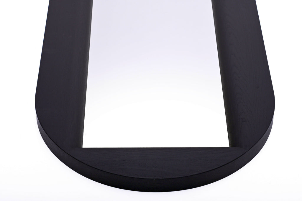 Spiegelrahmen aus Massivholz – untere Ecke Detail