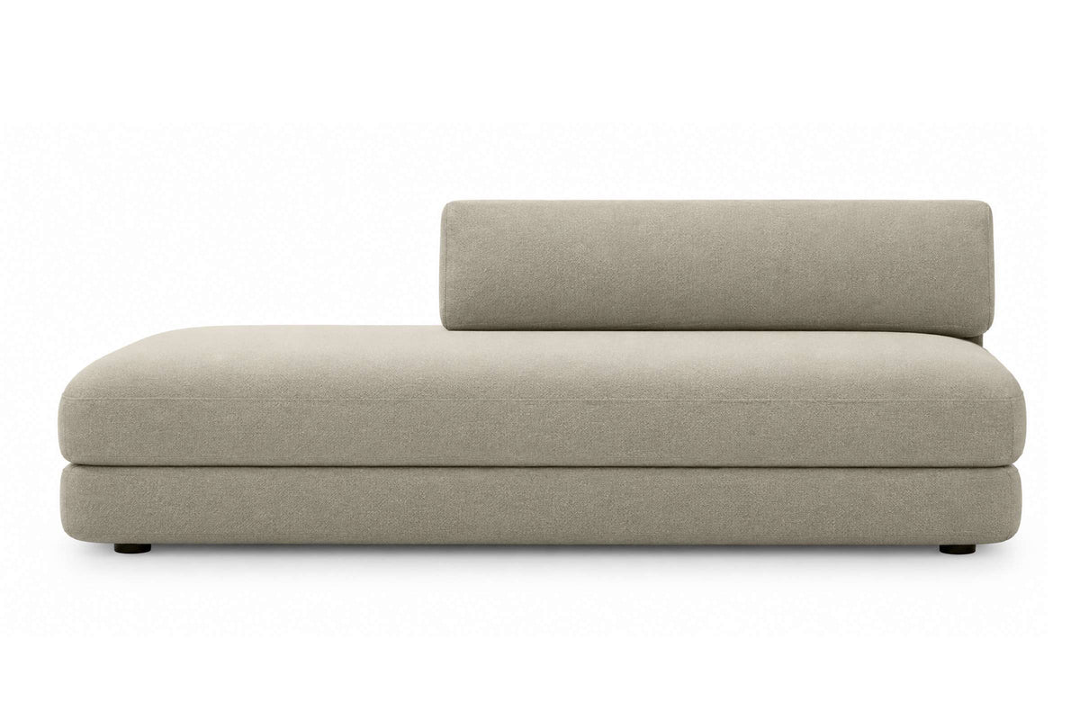 TRIBECA Designer Modular Sofa von Volumen mit breiter Sitzfläche und Rückenpolster rechts in Beige