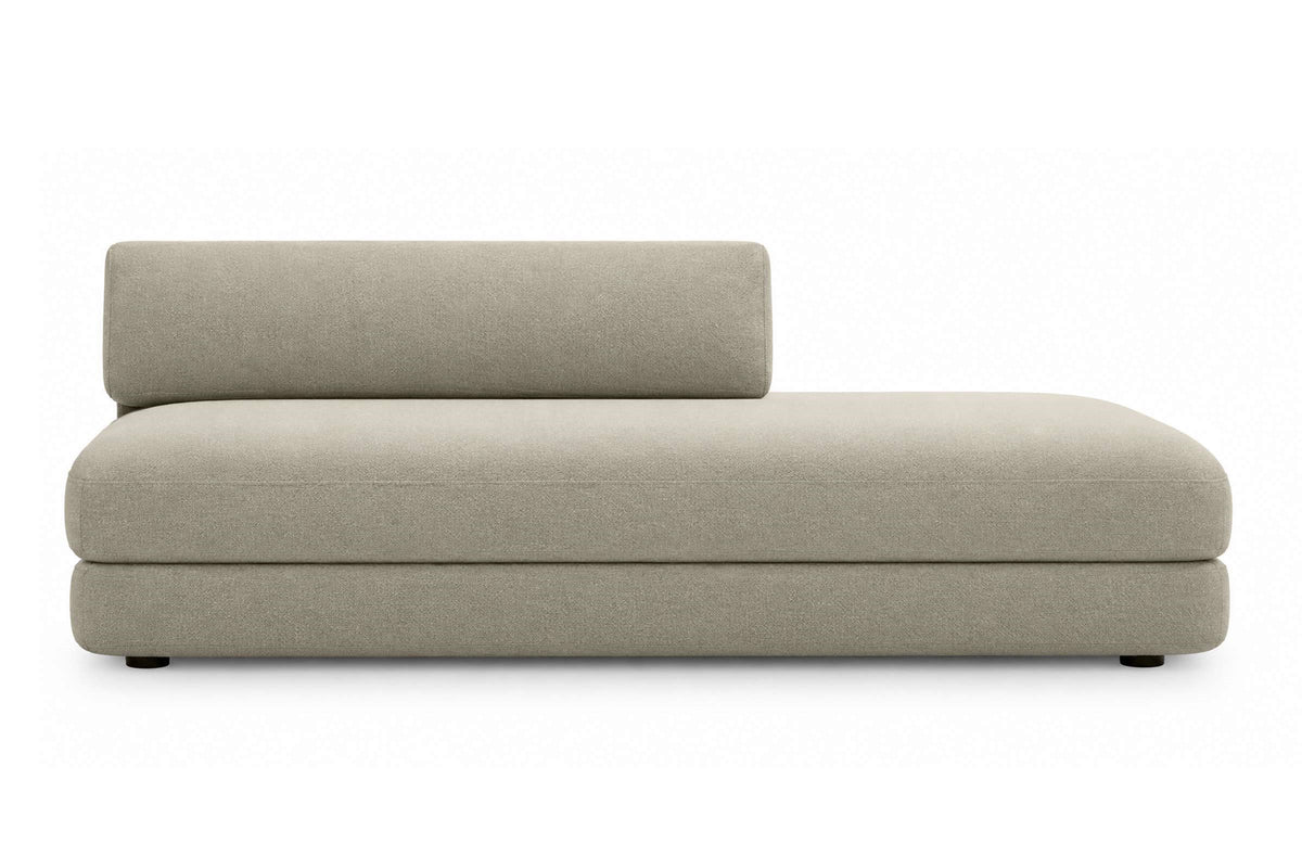 Designer Modular Sofa von Volumen mit Rückenpolster links und großzügiger Sitzfläche