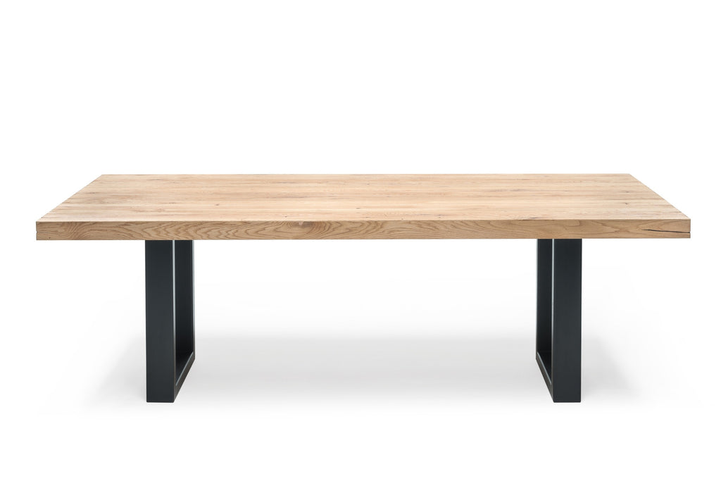 TYKO Esstisch mit Metallfüßen von Whiteoak, Gesamtansicht