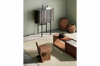 Designer-Schrank in modernem Ambiente
