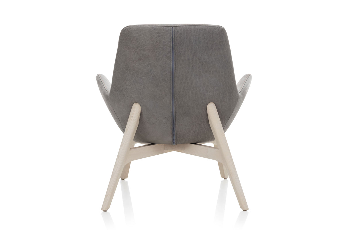 YUNA Designer Sessel mit Holzgestell – Rückansicht